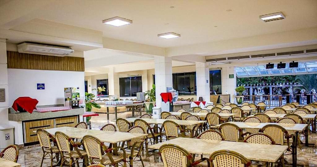 L'Acqua Diroma Oficial - Parque Com Piscina De Ondas Exclusiva Калдас Новас Екстериор снимка